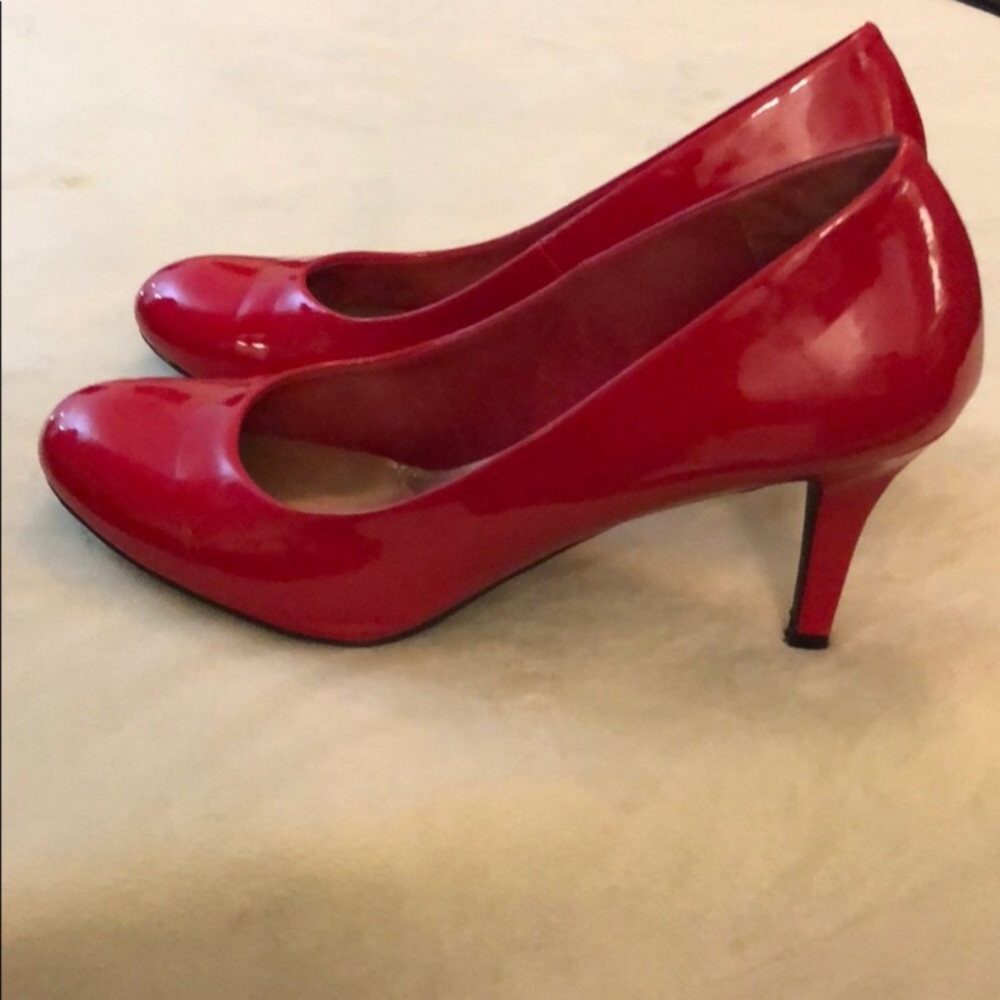 Red Payless Karmen pumps